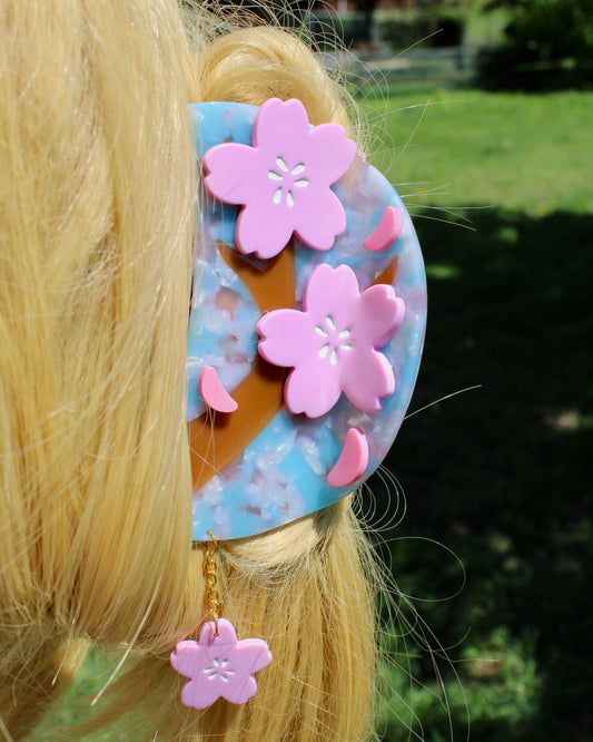 Pretty Petal Claw Clip *PREORDER ESTIMATED SHIP SEP 2025*