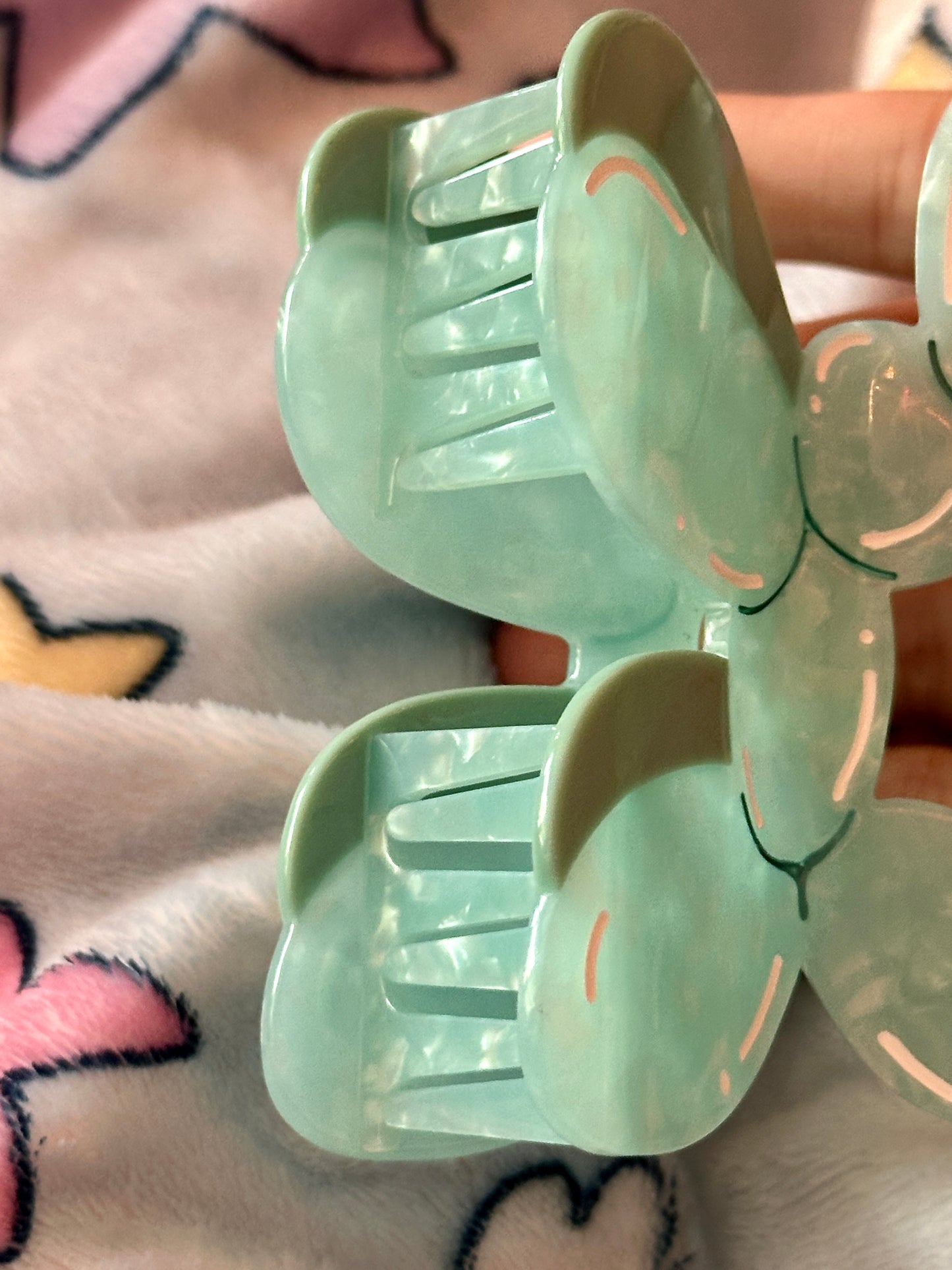 Party Pup Claw Clip *PREORDER ESTIMATED SHIP SEP 2025*